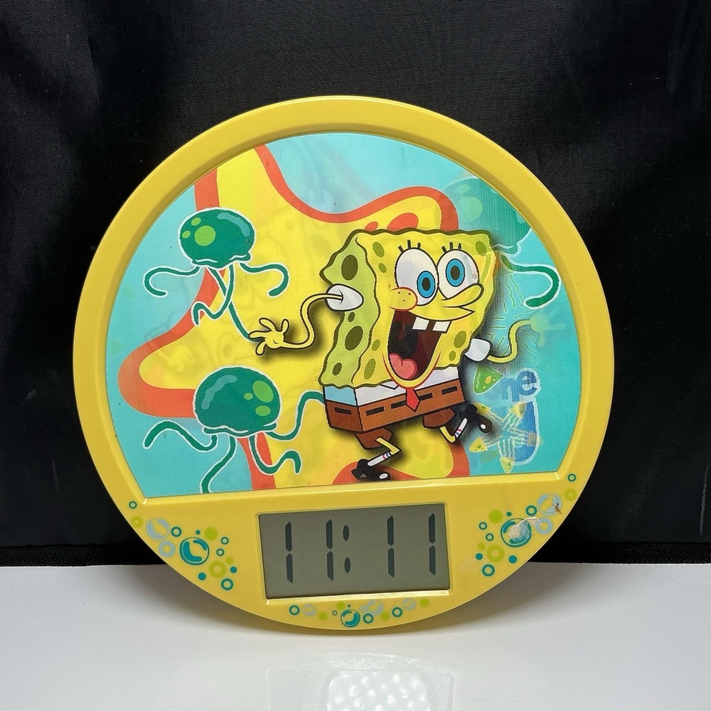 2009 Spongebob SquarePants Nickelodeon Holographic Do‎ The Jelly Wall Clock
